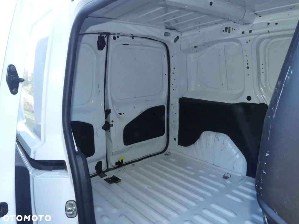 Opel Combo - 16