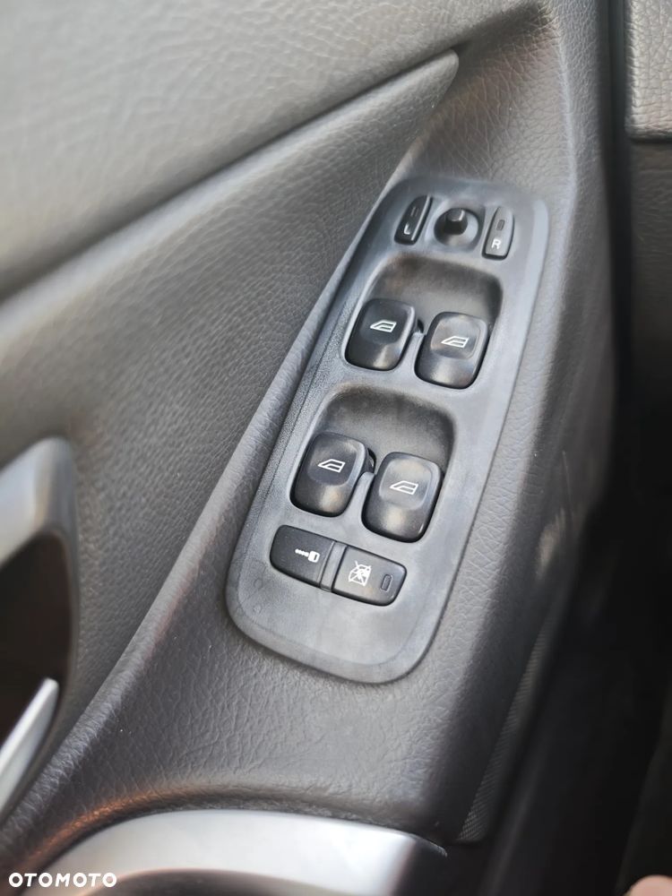 Volvo XC 90 2.4D Momentum - 17