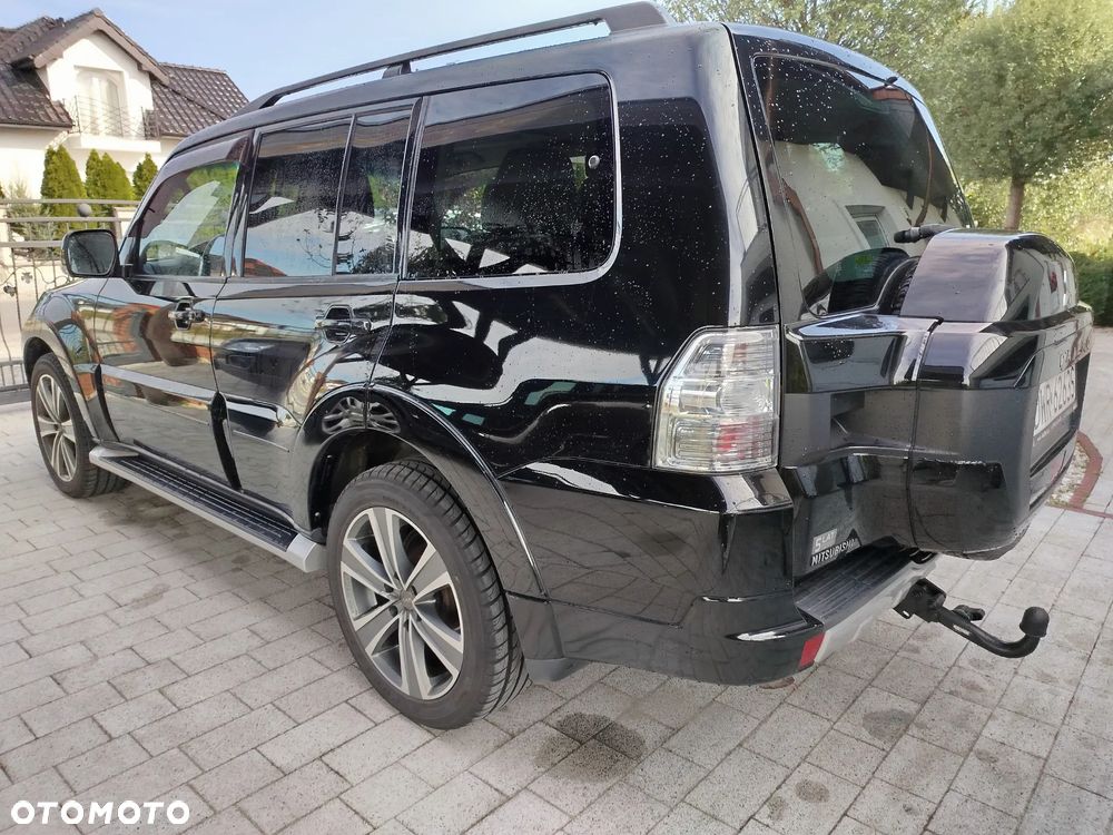 Mitsubishi Pajero - 6