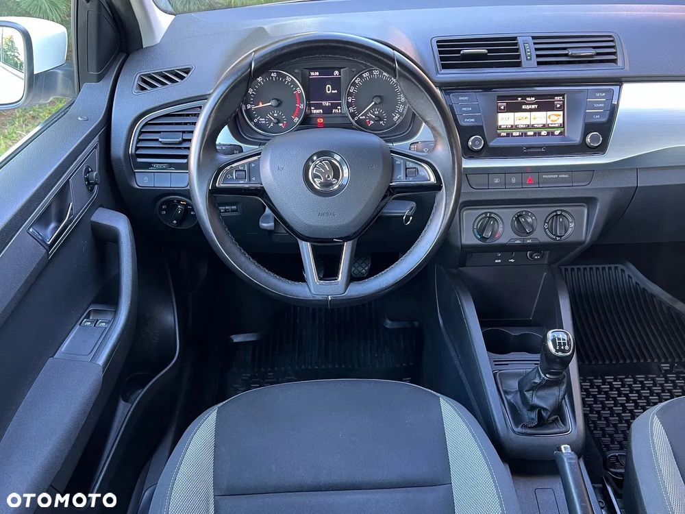 Skoda Fabia - 15