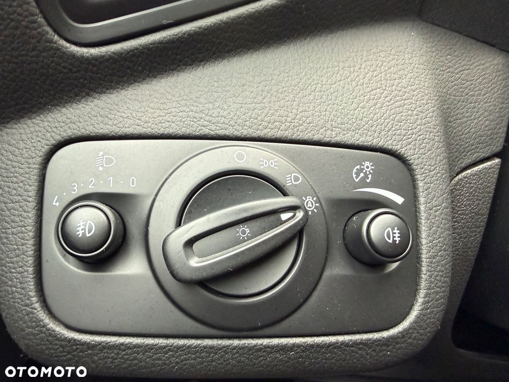 Ford Kuga 1.5 EcoBoost FWD Titanium - 27