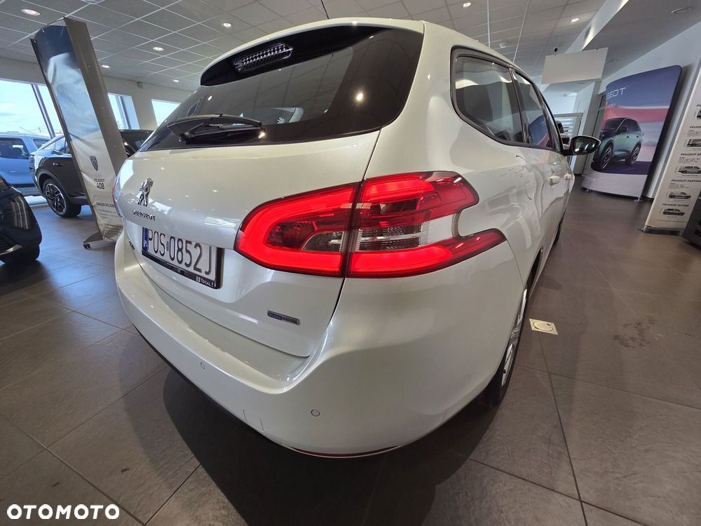 Peugeot 308 1.2 PureTech Active S&S - 26