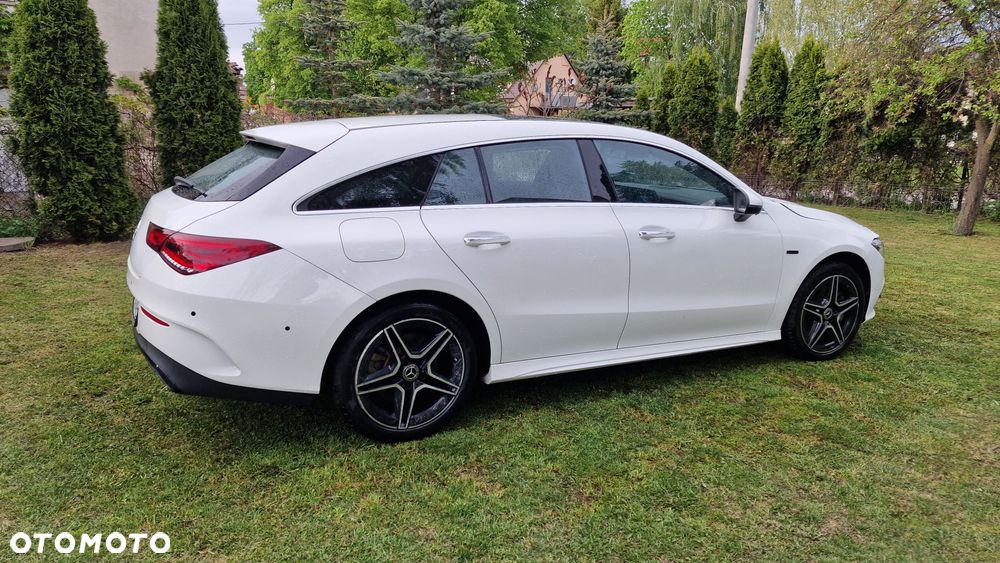 Mercedes-Benz CLA 250 E 8G-DCT - 1