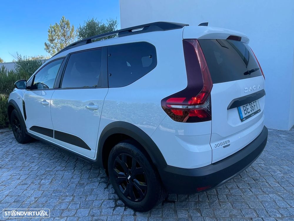 Dacia Jogger 1.6 Extreme 7L - 10