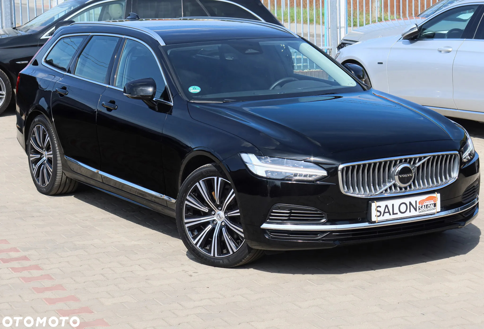 Volvo V90 T6 AWD Plug-In Hybrid Plus Bright - 29