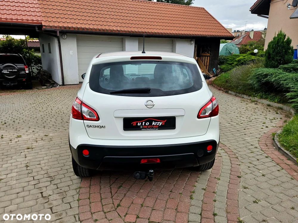 Nissan Qashqai 1.6 visia - 11