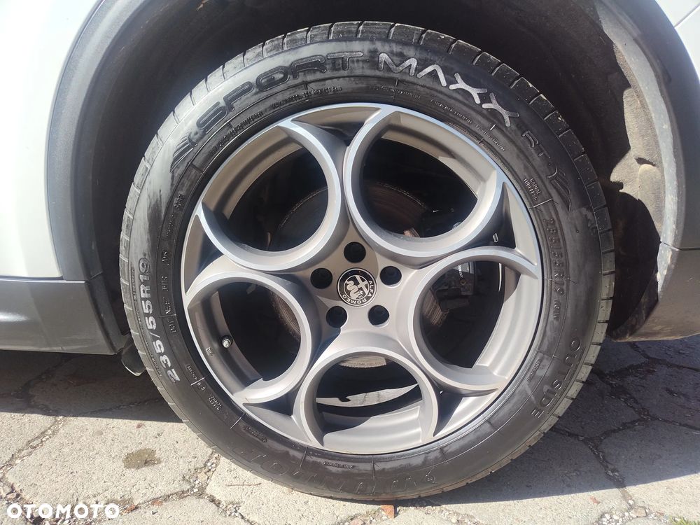 Alfa Romeo Stelvio 2.0 Turbo First Edition Q4 - 25