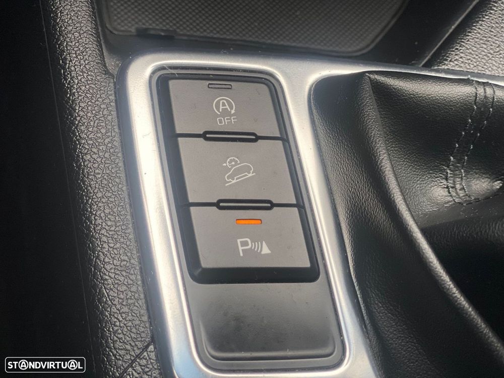 Kia Sportage 1.7 CRDI ISG Nav Line - 23