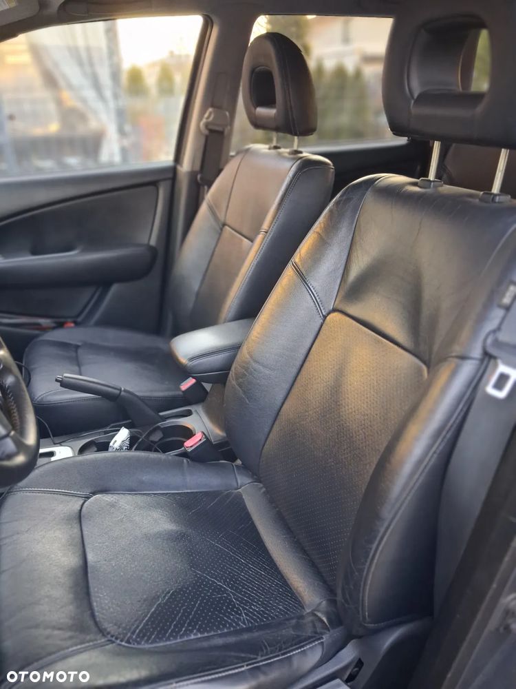 Mitsubishi Outlander - 36
