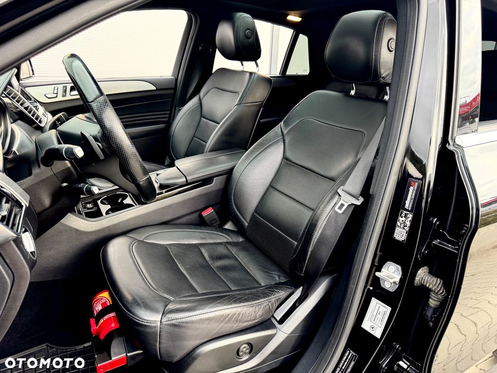Mercedes-Benz GLE 400 4Matic 9G-TRONIC AMG Line - 27