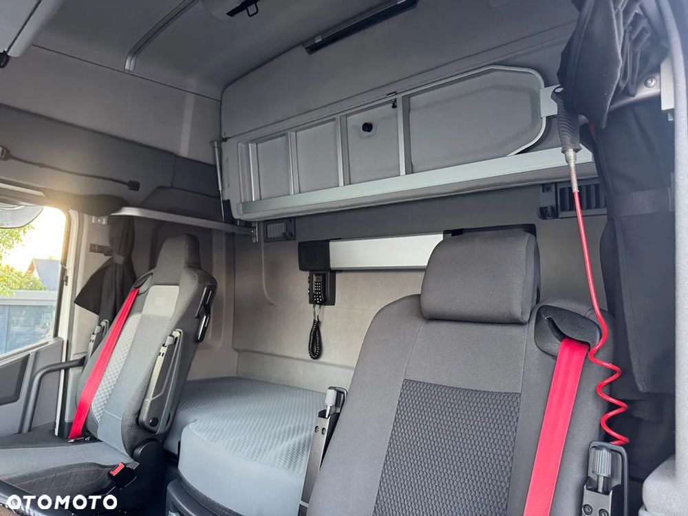 Renault T480 / ACC / HIGH CAB  /12.2022 / DO KOŃCA ROKU NA KONTRAKCIE SERWISIWYM / OBRACANY FOTEL / Z NIEMIEC - 28