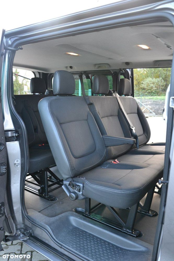 Renault Trafic - 19