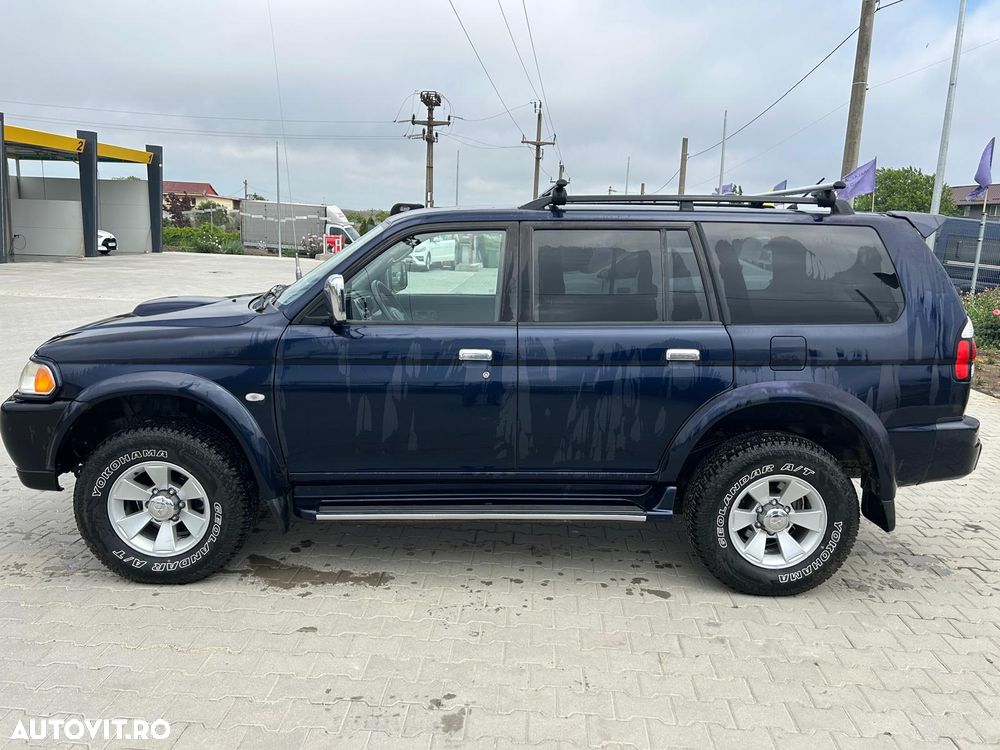 Mitsubishi Pajero Sport 2.5 TD Intense Piele + - 1
