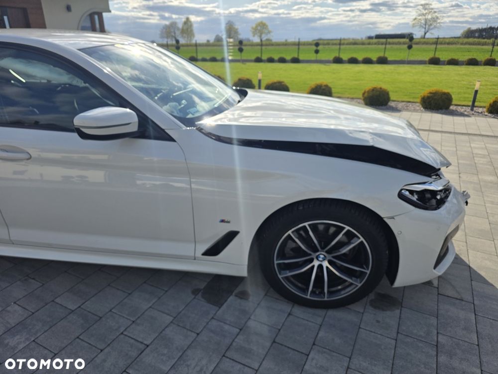 BMW Seria 5 520d xDrive MHEV M Sport sport - 9