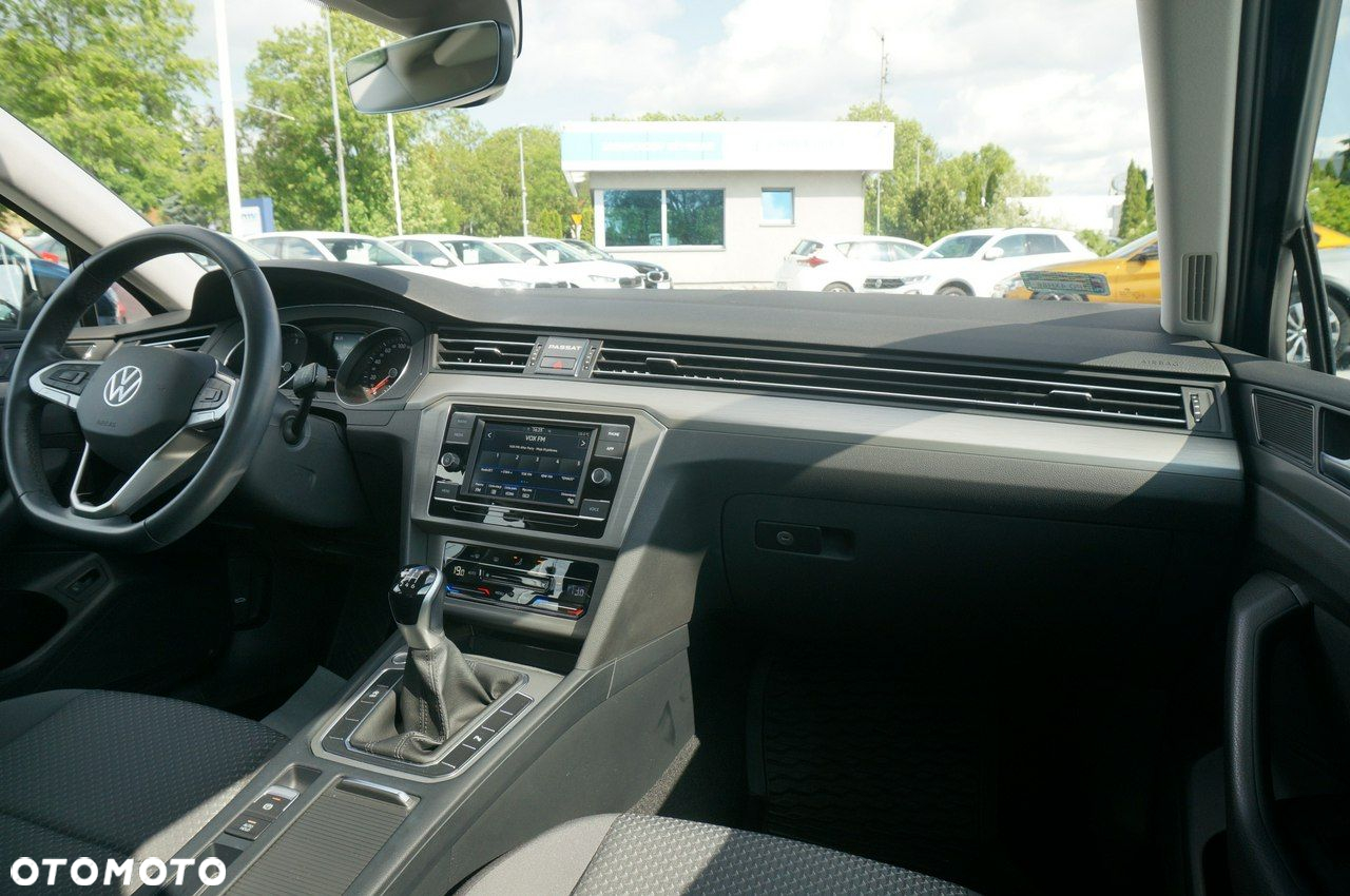Volkswagen Passat 2.0 TDI EVO Essence - 18
