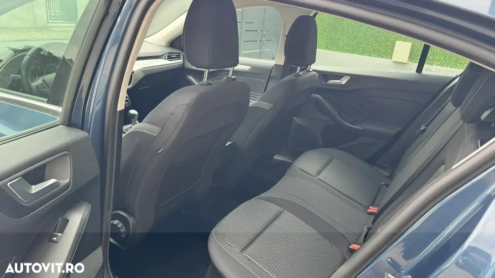Ford Focus 1.0 EcoBoost Titanium - 21