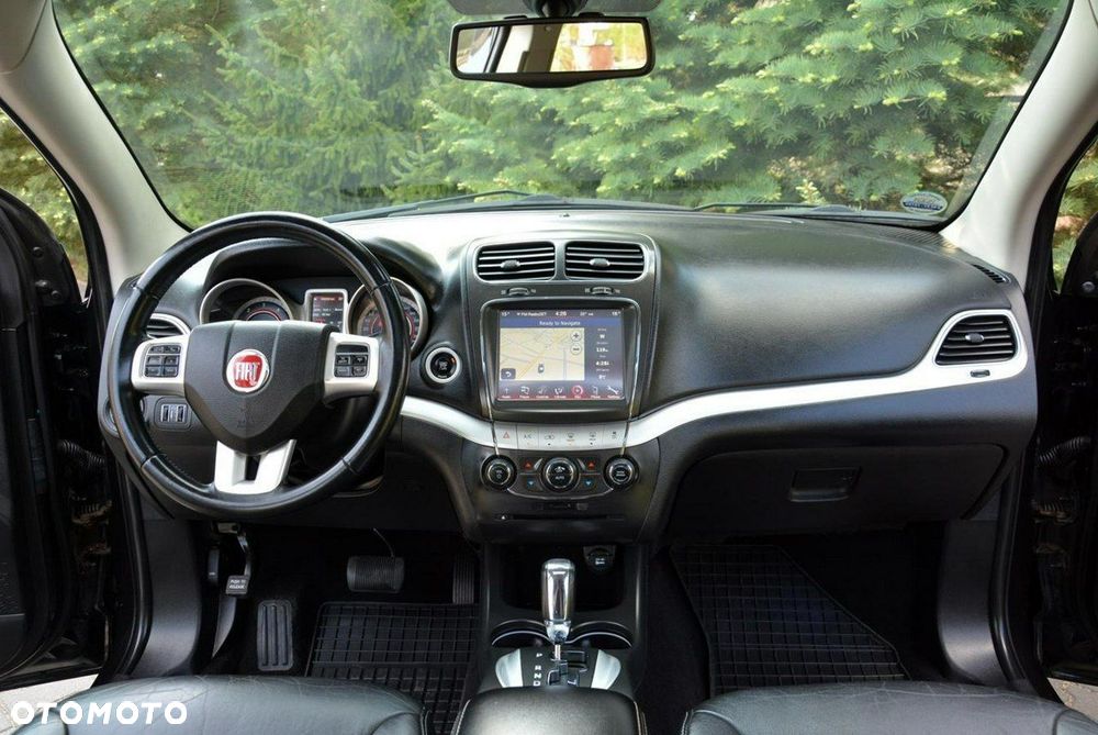 Fiat Freemont 2.0 Multijet Lounge AWD - 25