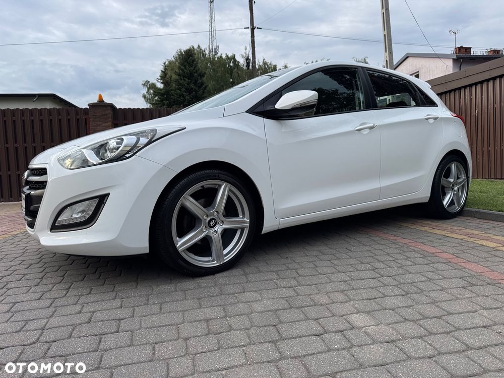Hyundai i30 1.6 CRDi BlueDrive Classic + - 19