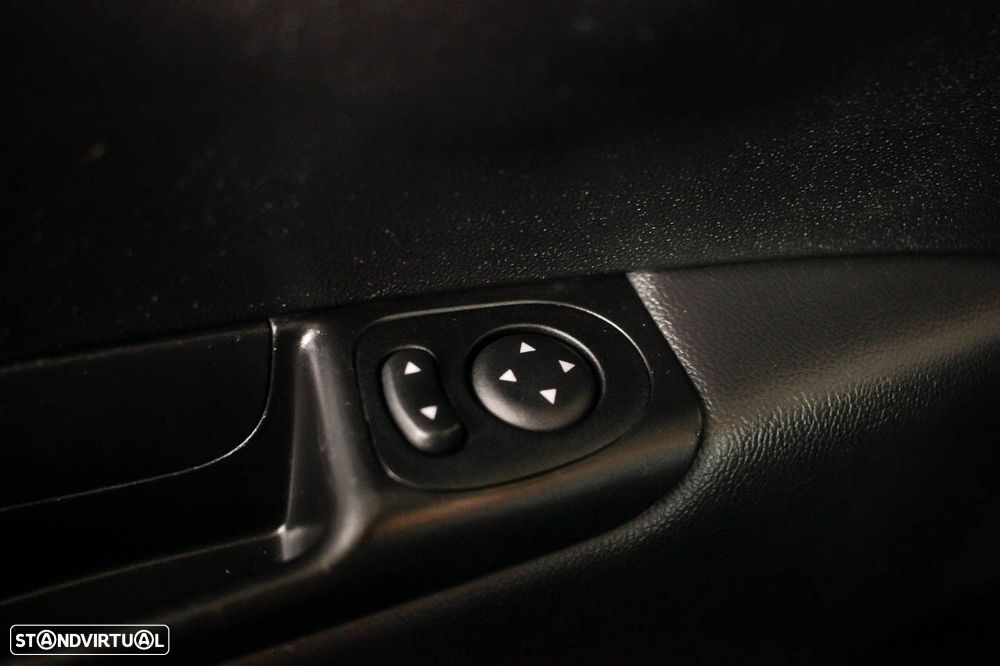 Fiat 500C 1.0 Hybrid Connect - 10