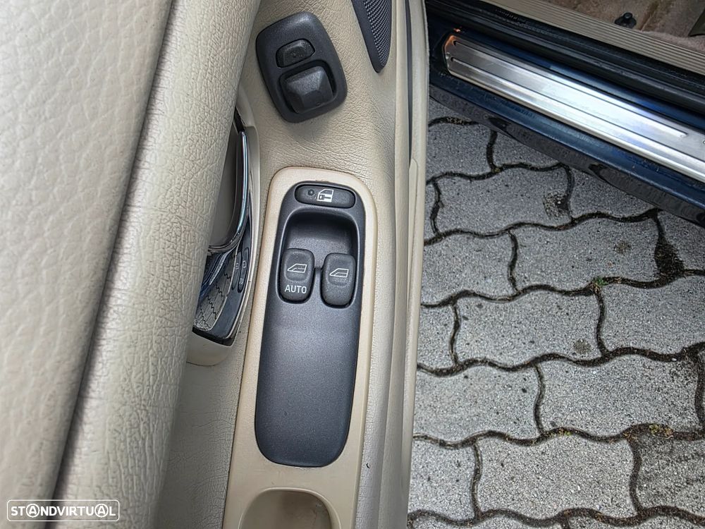 Volvo C70 Coupé 2.0 HT - 10