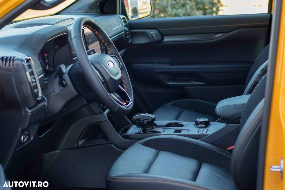 Ford Ranger Pick-Up 2.0 TD 205 CP 10AT 4x4 Double Cab Wildtrak X - 25