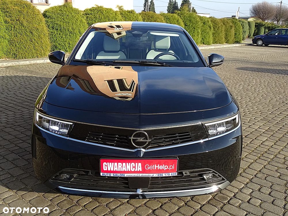 Opel Astra 1.2 Turbo GS - 11