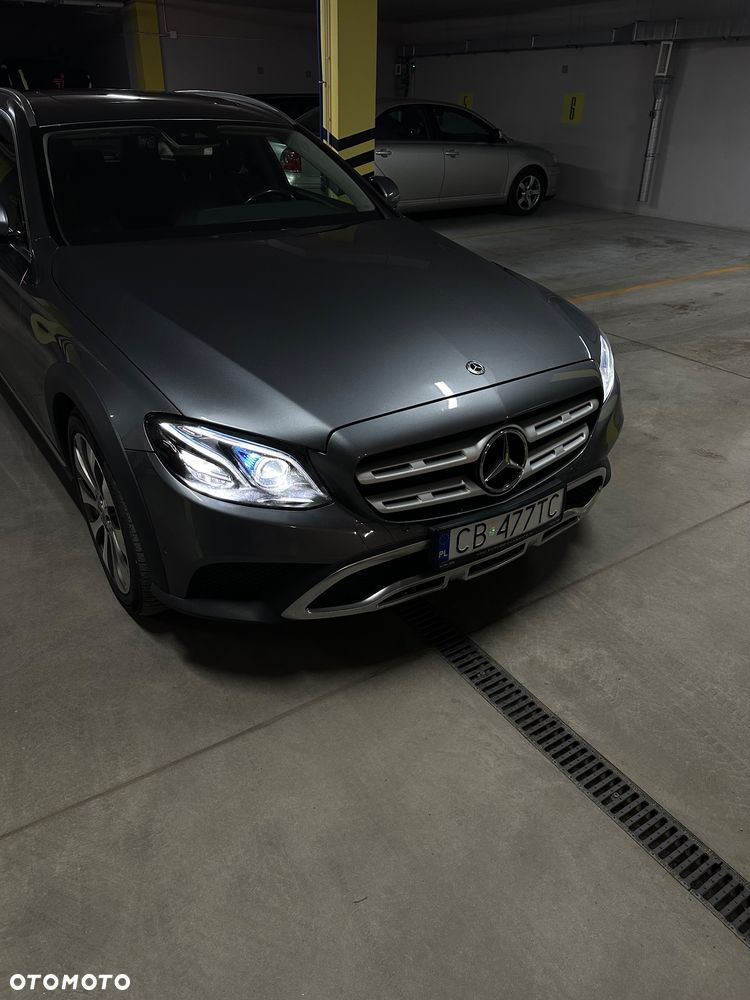 Mercedes-Benz Klasa E 220 d 4-Matic All-Terrain - 40