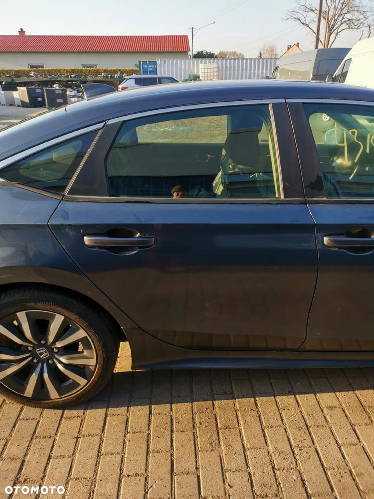 HONDA CIVIC SEDAN XI 2021 2022- DRZWI PRAWE TYL TYLNE KOMPLETNE - 11