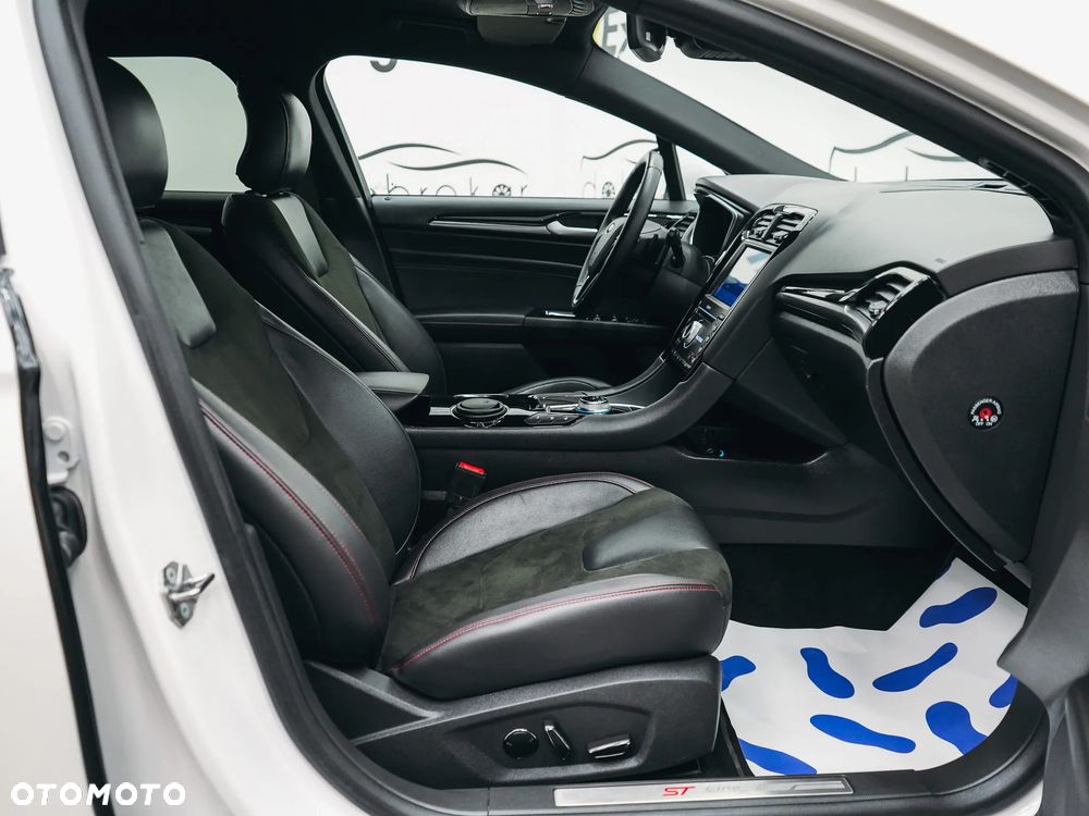 Ford Mondeo 2.0 EcoBlue ST-Line - 33