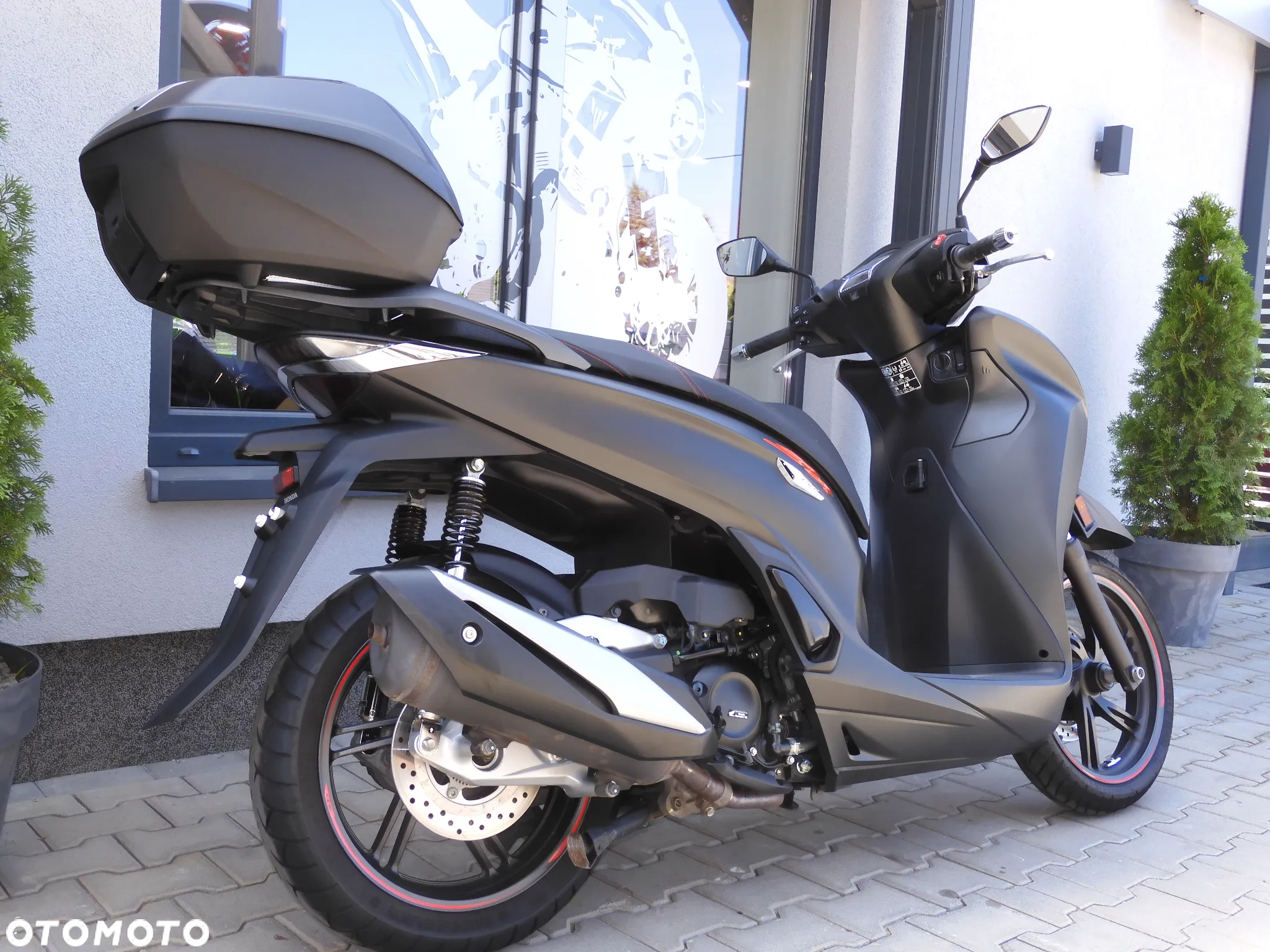Honda SH - 9