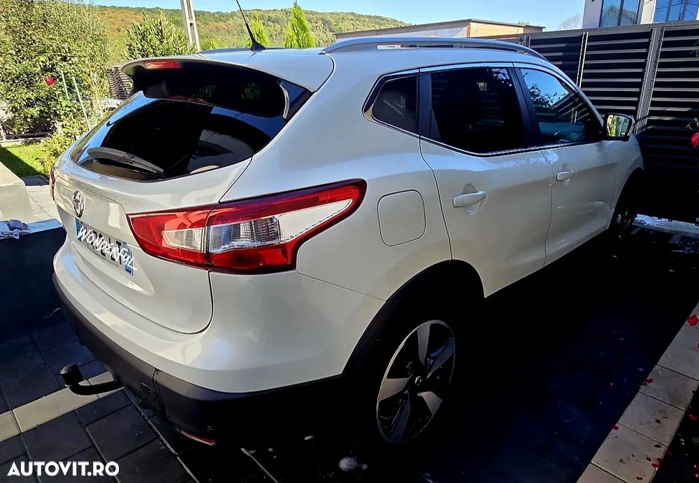 Nissan Qashqai 1.6 DCI N-Connecta - 10