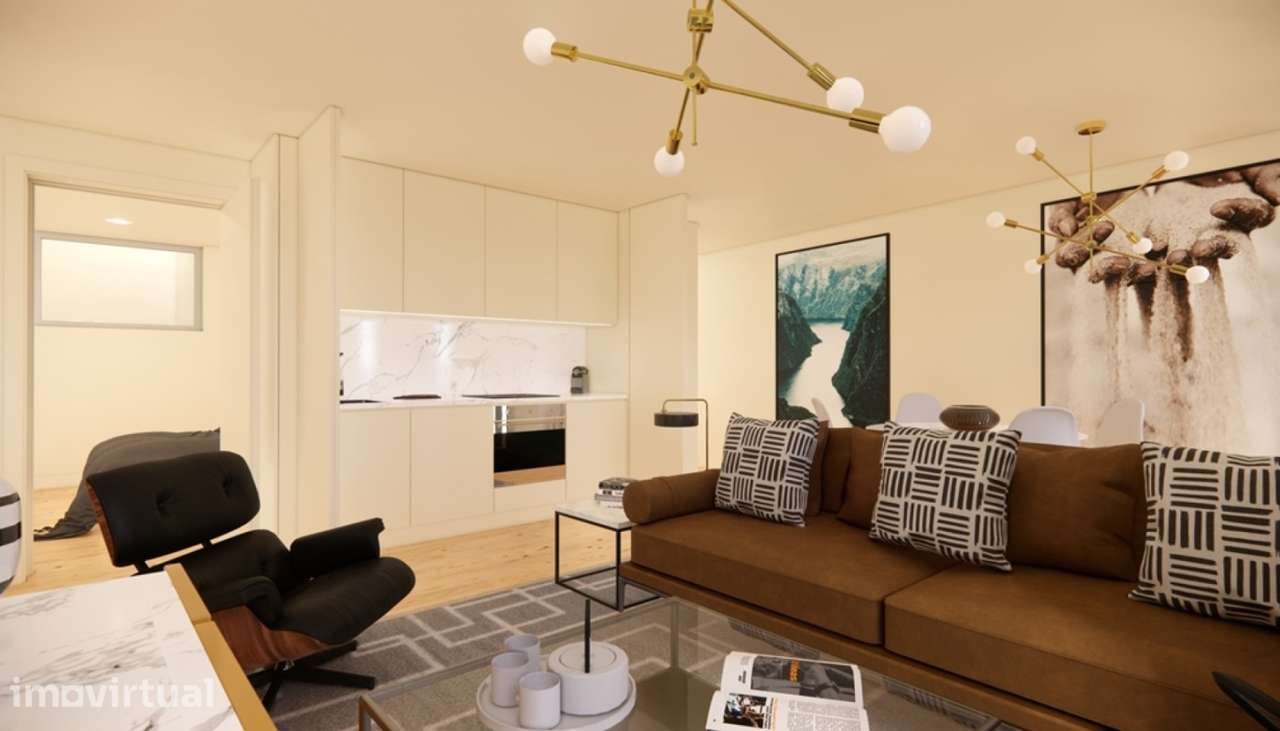 Apartamento T0+1 no centro histórico do Porto - Grande imagem: 2/12