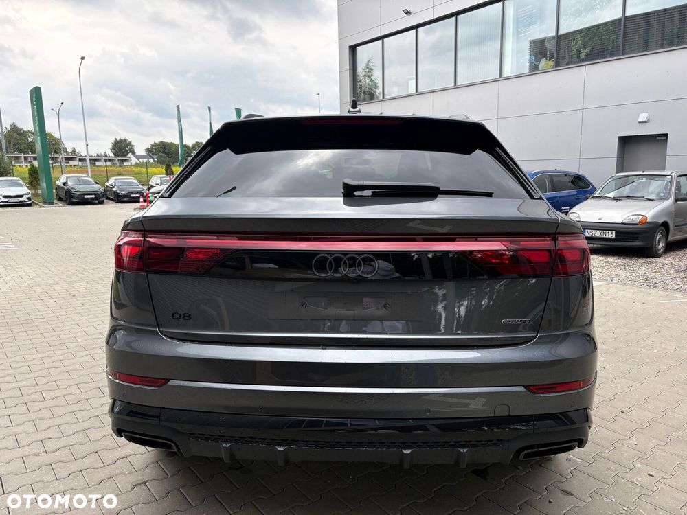 Audi Q8 - 5