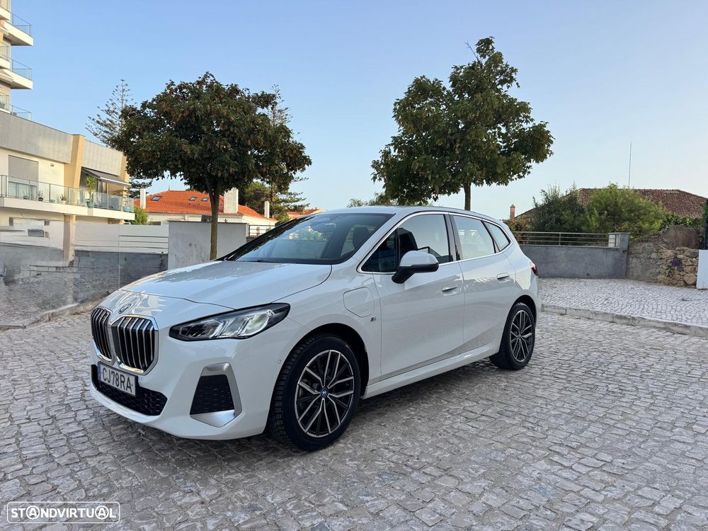 BMW 2 Series 2023 photo 2
