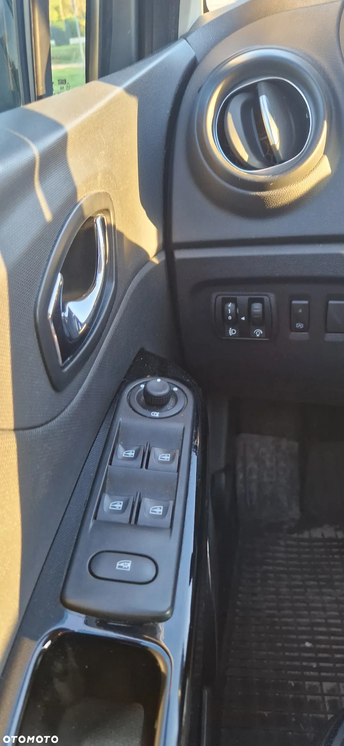 Renault Captur ENERGY TCe 120 EDC Dynamique - 13
