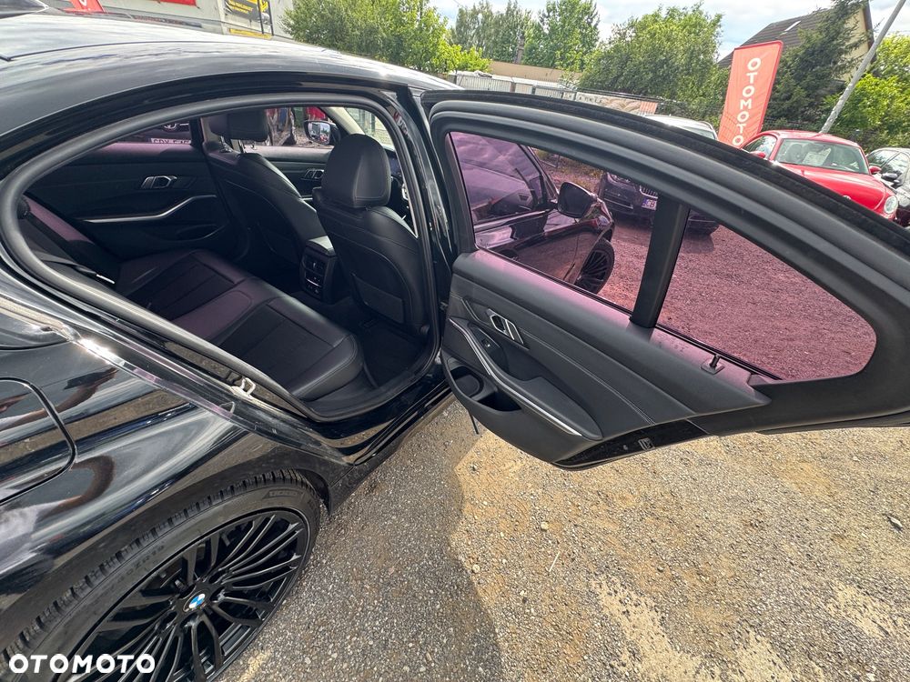 BMW Seria 3 318d Sport Line Shadow - 7