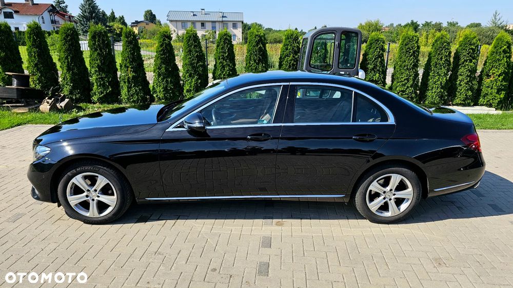 Mercedes-Benz Klasa E 220 d Business Edition 9G-TRONIC - 5