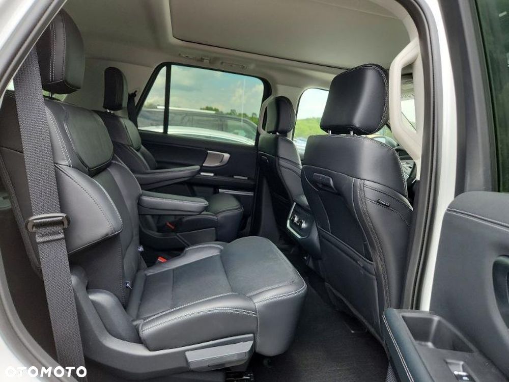 Ford Expedition - 11