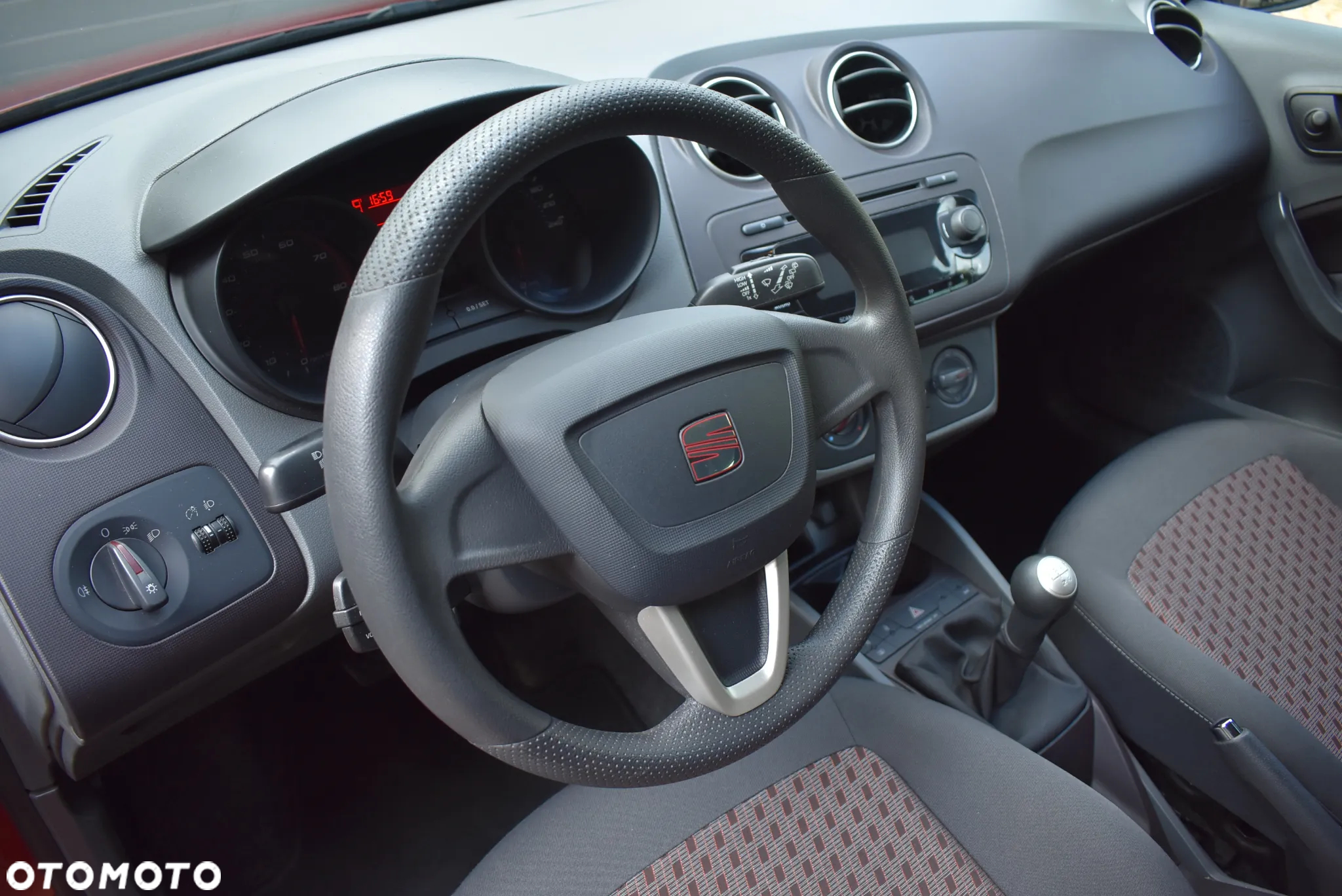 Seat Ibiza 1.4 16V Style - 10