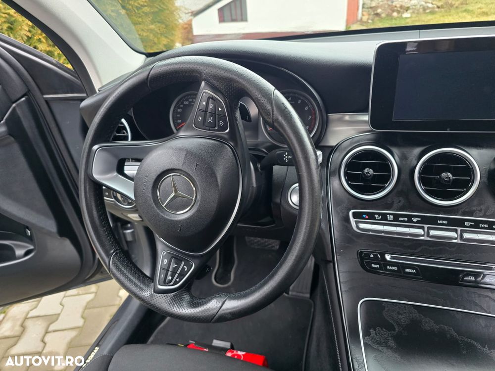 Mercedes-Benz GLC - 15