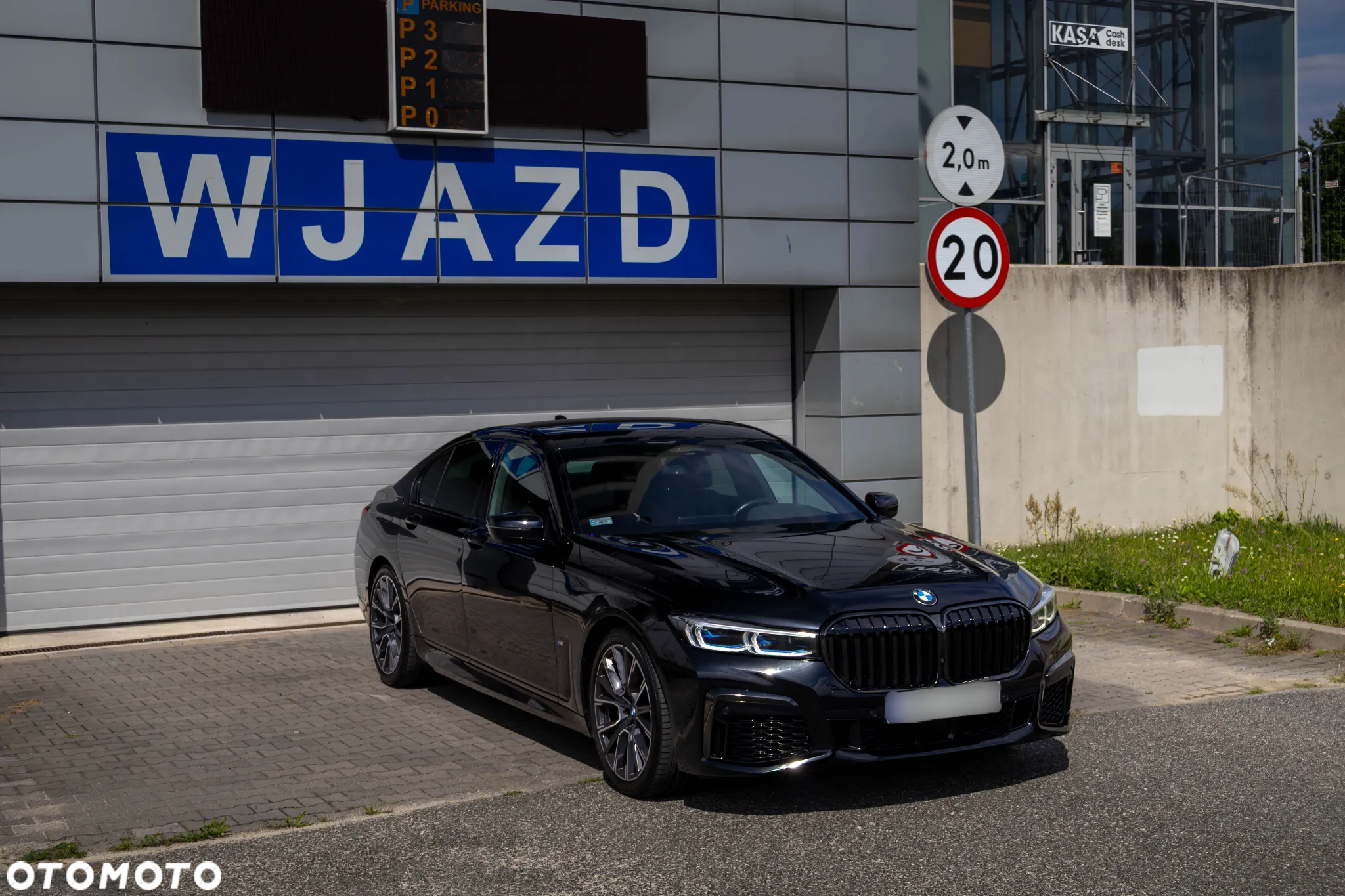BMW Seria 7 730d xDrive mHEV sport - 9