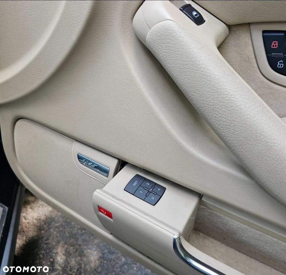 Audi A8 3.0 TDI DPF quattro - 10