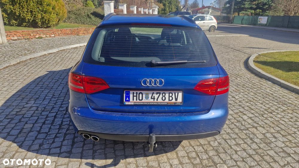 Audi A4 Avant 2.0 TDI DPF multitronic Ambiente - 8