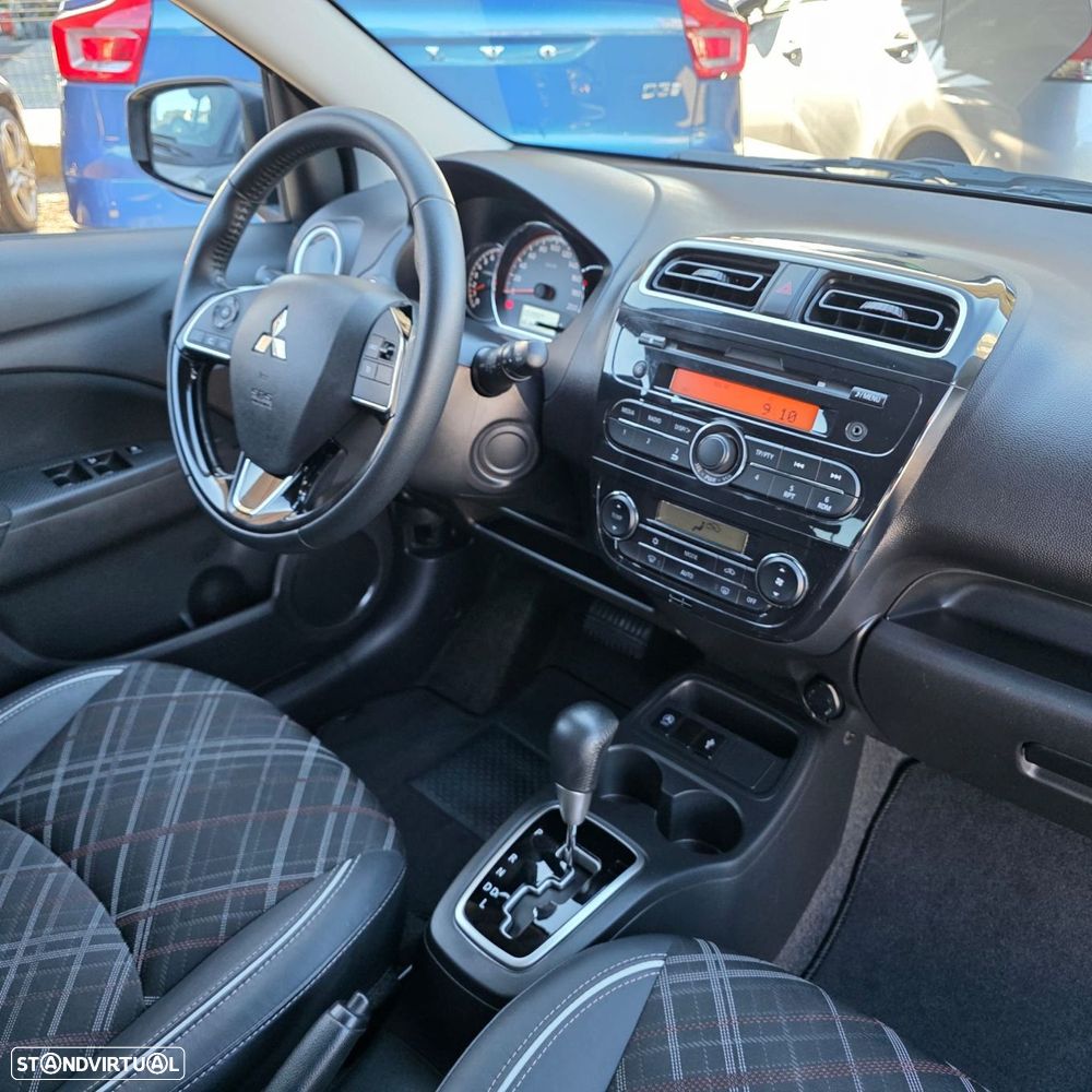 Mitsubishi Space Star 1.2 Intense CVT - 27