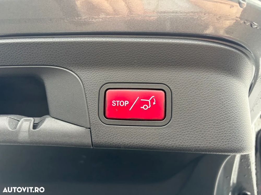 Mercedes-Benz GLC Coupe 300 e 4Matic 9G-TRONIC AMG Line - 21