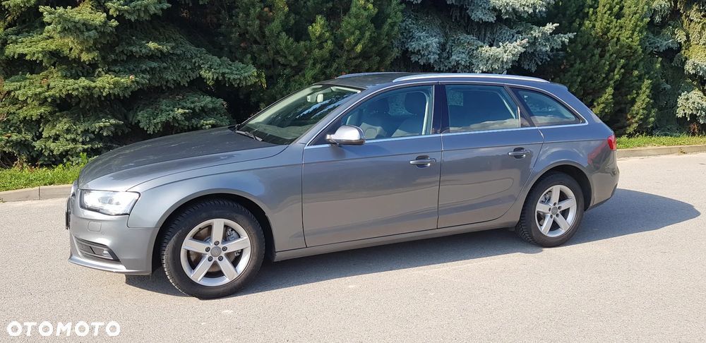 Audi A4 Avant 2.0 TDI DPF quattro Attraction - 4