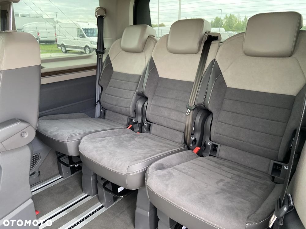 Volkswagen Multivan 2.0 TDI L1 Style DSG - 12