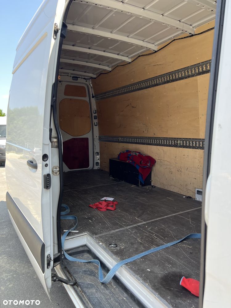 Mercedes-Benz SPRINTER - 10