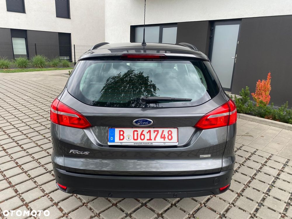 Ford Focus 1.0 EcoBoost Titanium - 18