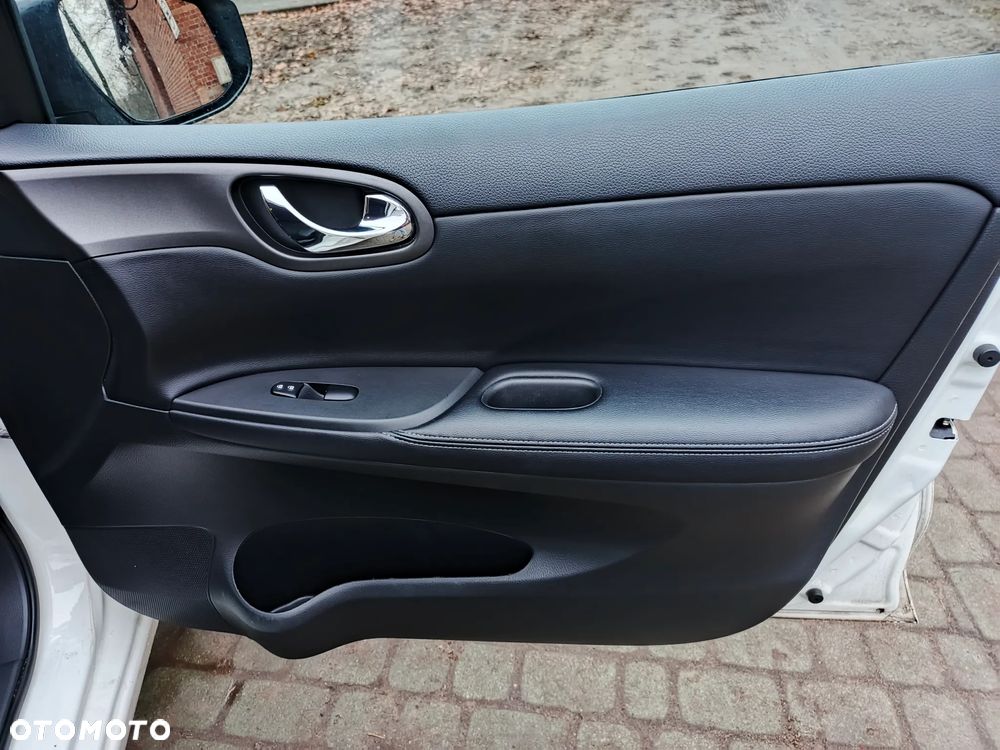 Nissan Pulsar 1.2 DIG-T N-Connecta EU6 - 24